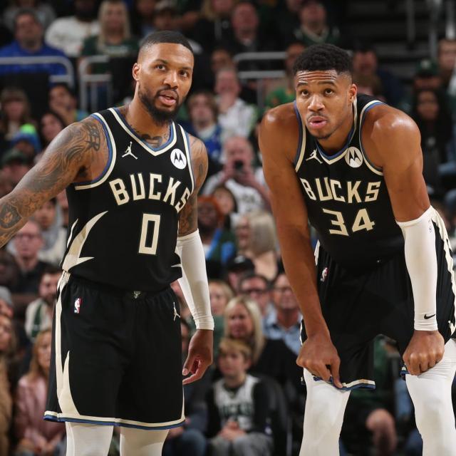 世界杯分组-查出血栓一个月后火线复出 利拉德气喘吁吁难救主